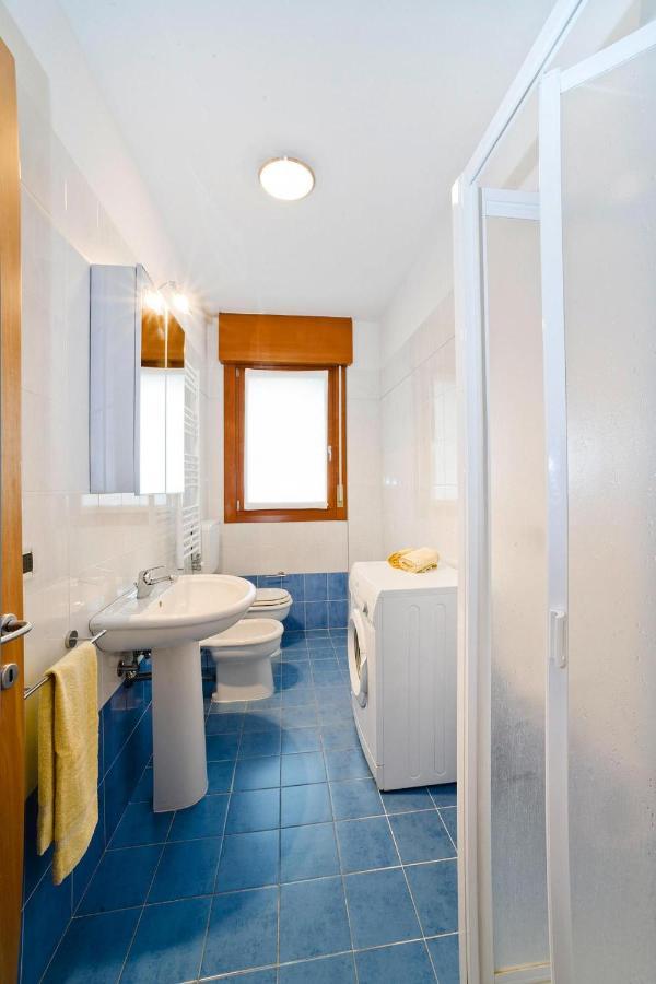 Apartment In Caorle With Heating Buitenkant foto